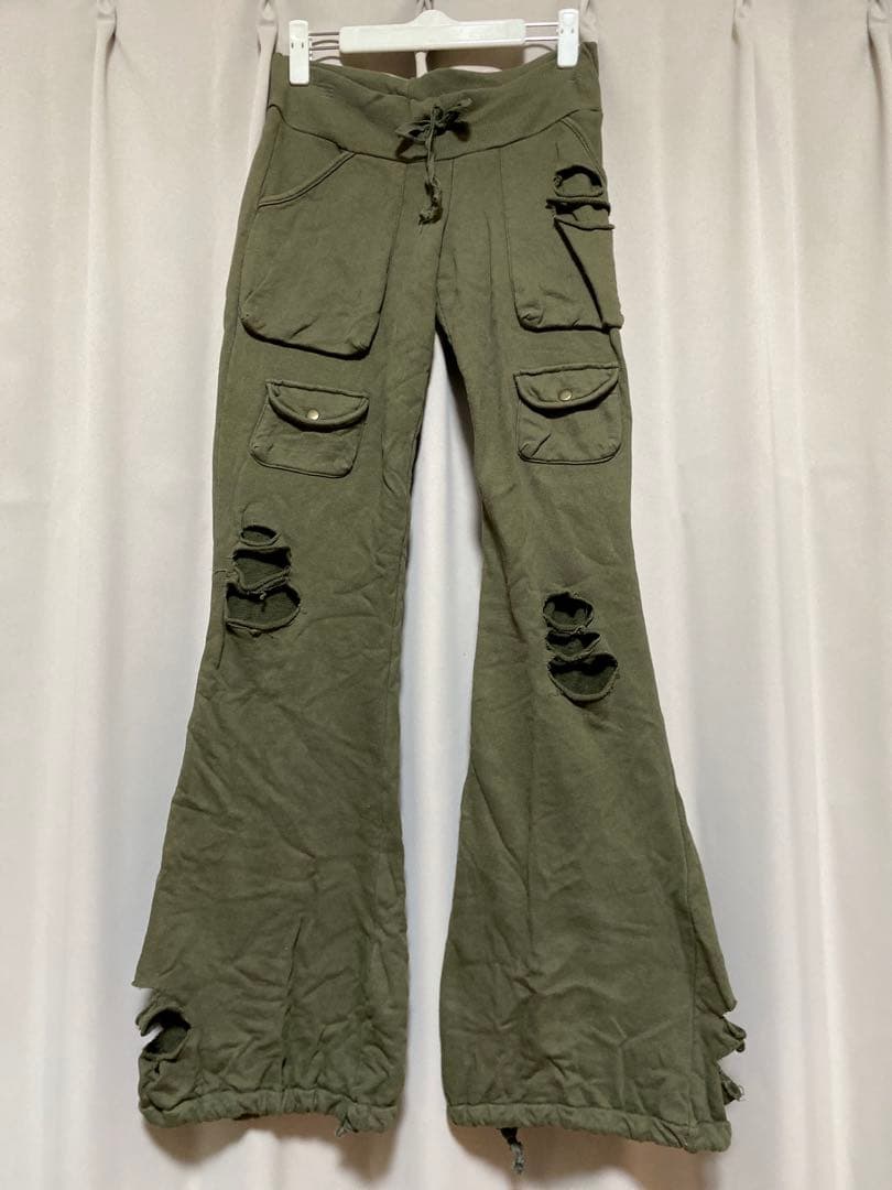 お正月1/5まで値下げ 希少 ゴア goa カーキ カーゴパンツ y2k Goaカーゴパンツカーキ