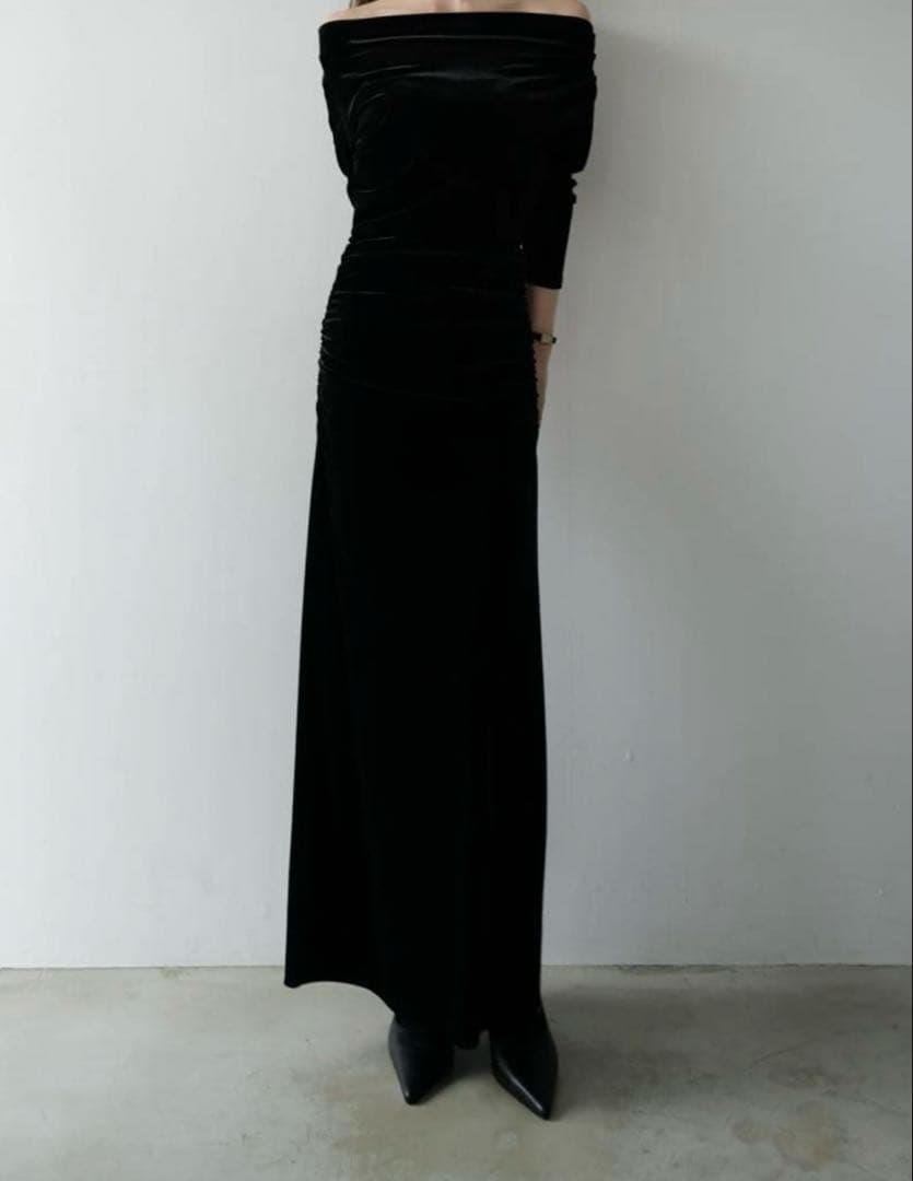 新品】celon shirring drape velour dress - メルカリ