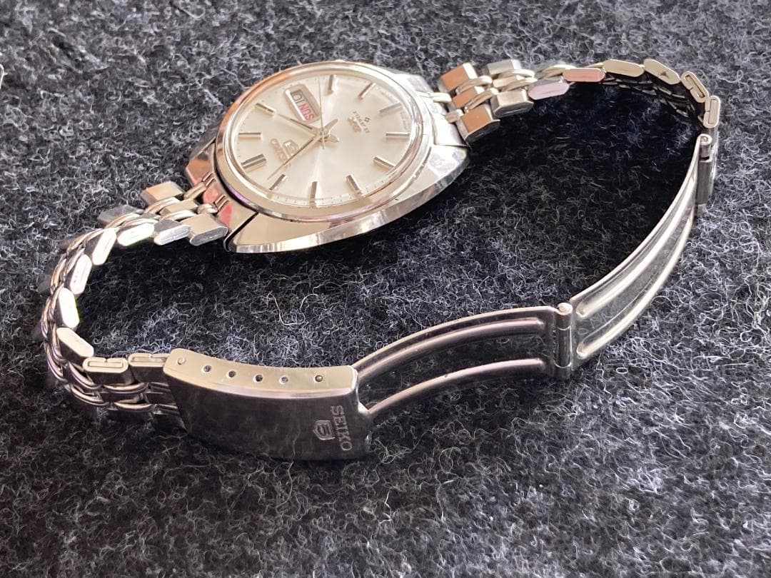まゆげ犬様 専用】1967 61系 SEIKO 5 DX 25石 純正ベルト - メルカリ