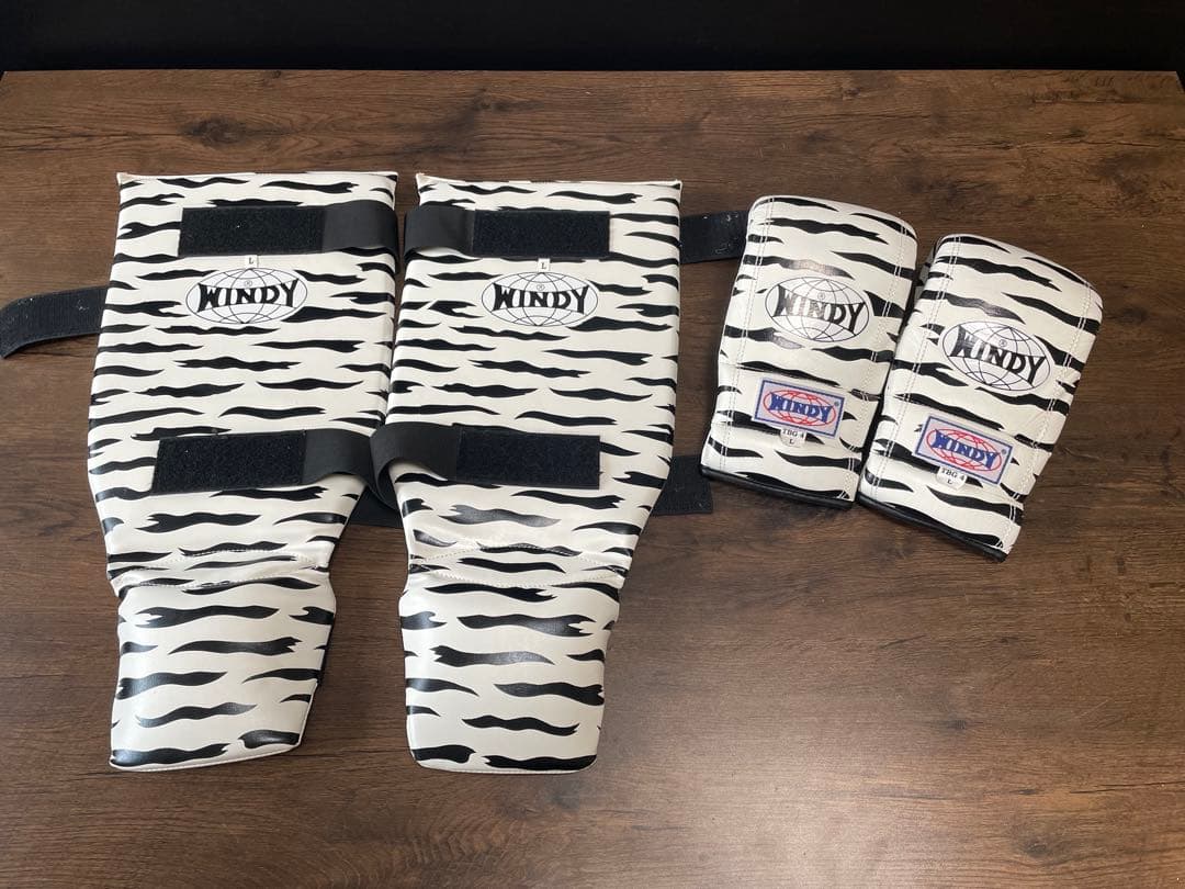 WINDY(ウィンディ) ゼブラ柄　パンチンググローブ　レガース 楽天市場】【NEWデザイン】【送料無料】Windy ウィンディー ボクシング