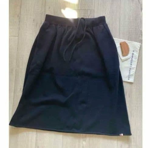 新品　extremecashmere エクストリームカシミア extremecashmere(エクストリームカシミヤ)のcardigans通販 | 集英社