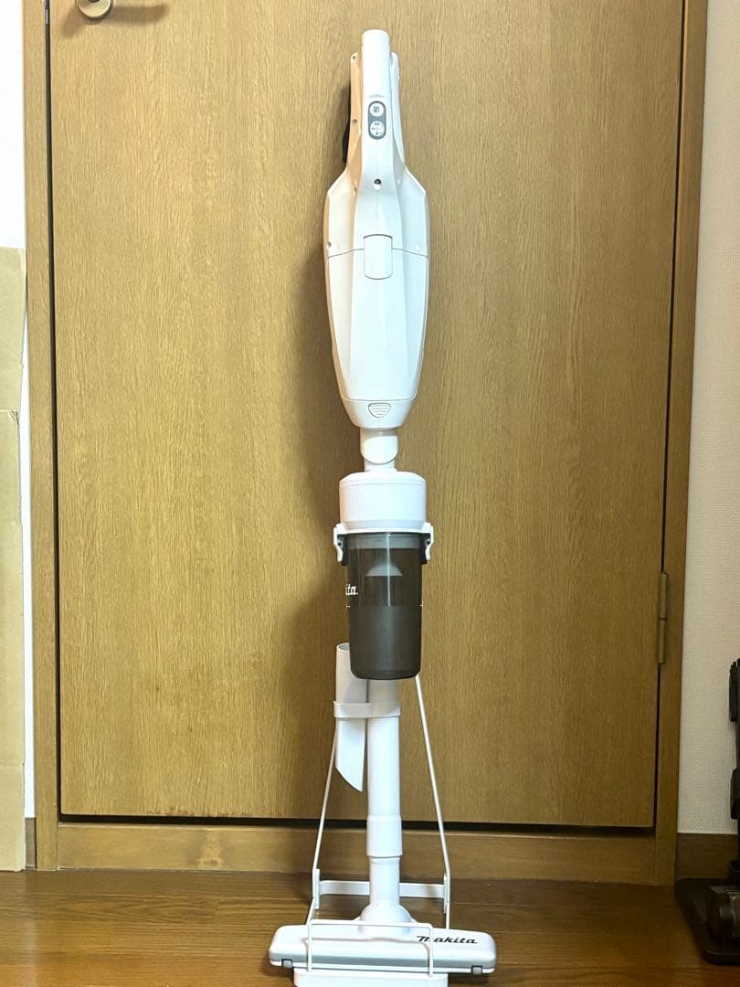 【バッテリー2個】マキタ CL107FDサイクロンクリーナー、スタンド付き マキタ（makita） CL107FDSHW スタンドセット 10.8V 紙パック式