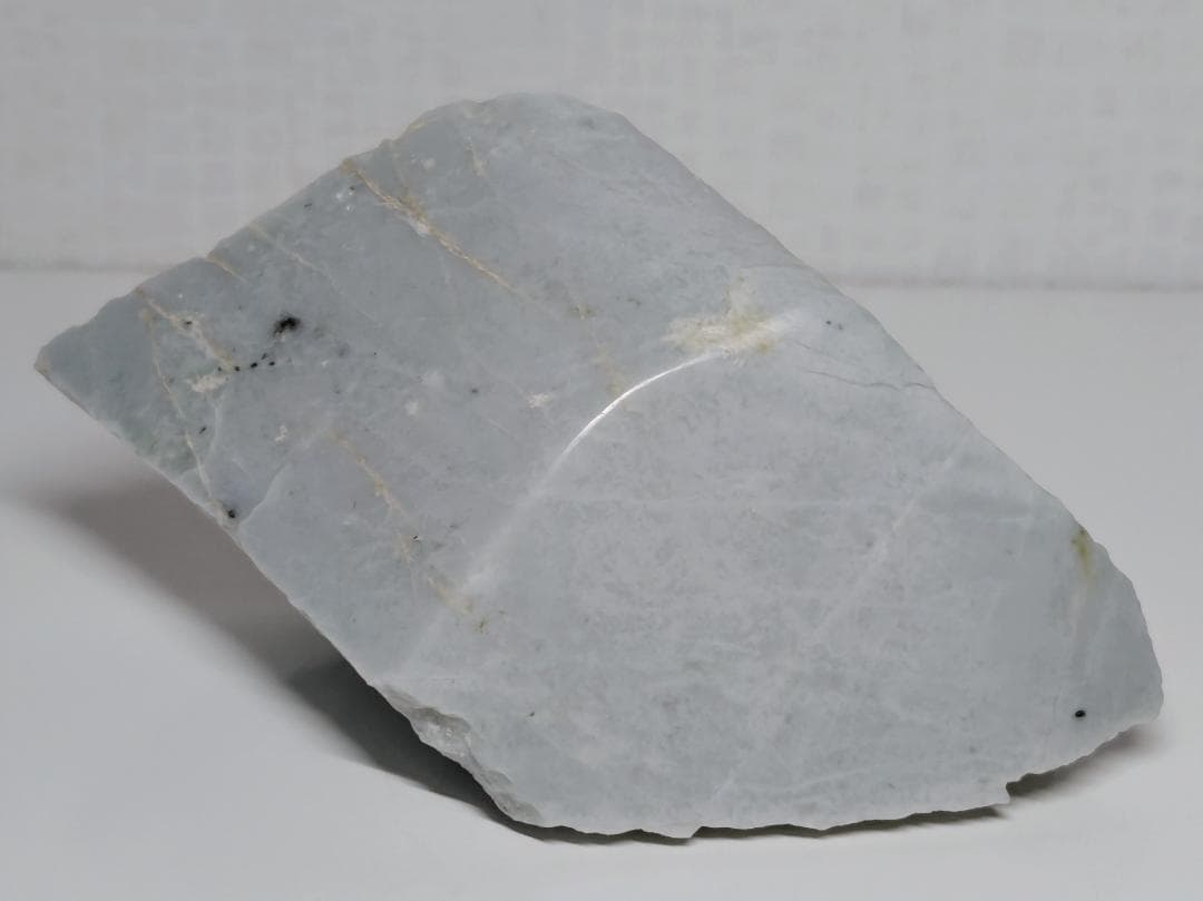 ヨシオ 463g 翡翠 ヒスイ 鑑賞石 原石 自然石 誕生石 鉱物 鉱石 水石