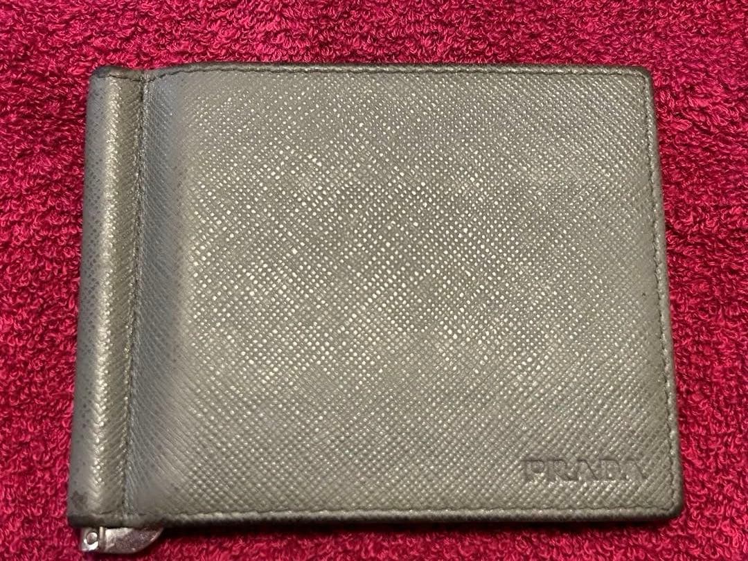 松本宝飾　PRADA グレー マネークリップ