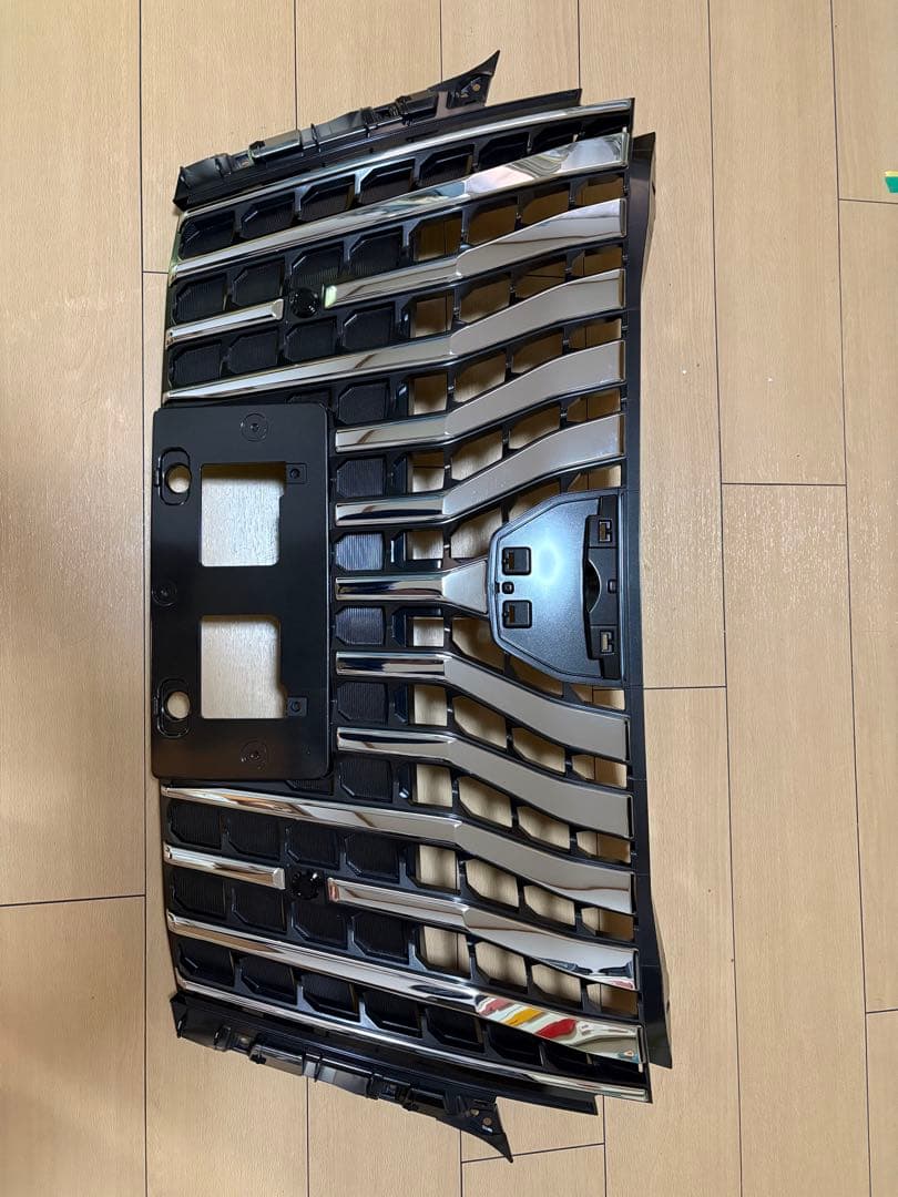 エスクァイア　後期　ダイナミックグリル　オプショングリル トヨタ エスクァイア ダイナミックグリル モデリスタ ロアグリル