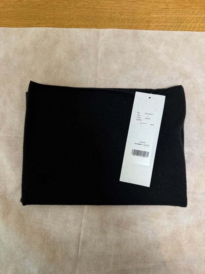 新品未使用 COMOLI 25AW カシミヤネックウォーマー ブラック - メルカリ