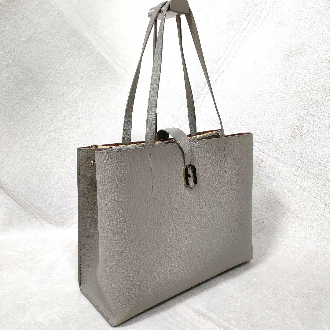 フルラ SOFIA ソフィアL グレージュ トートバッグ アーチロゴ A4