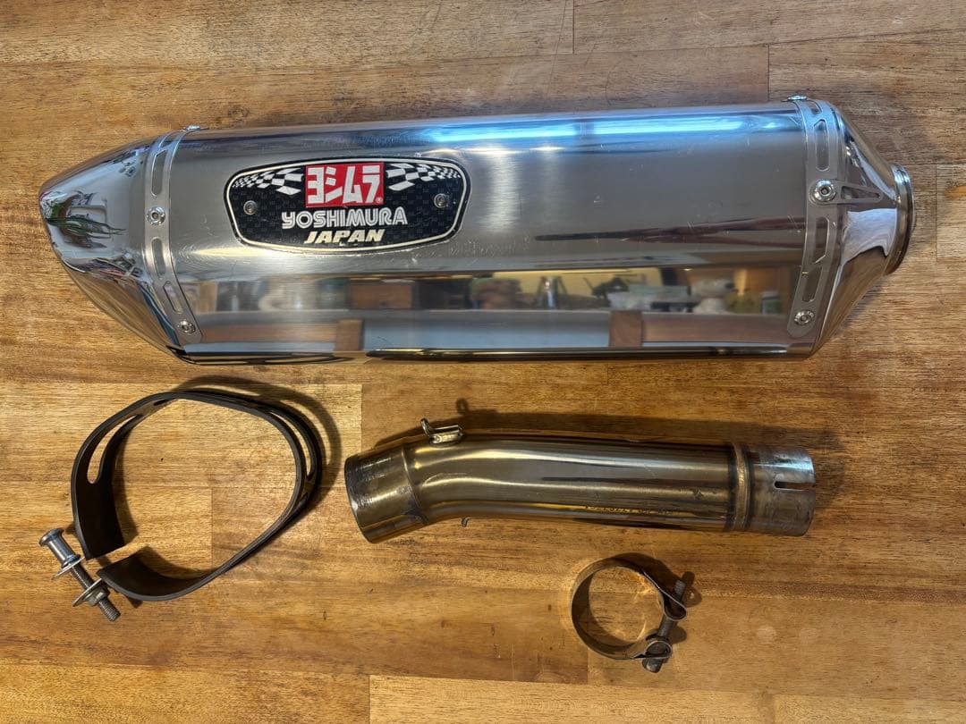 ヨシムラ ホンダ CB1300SF CB1300SB スリップオン マフラー Amazon | ヨシムラ スリップオン CB1300SF/SB(21) Slip-On サイクロン
