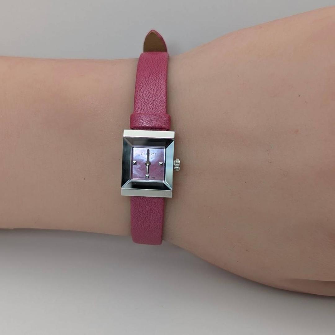 稼働・新品電池】グッチ 128.5 シェル MOP スクエア ピンク - メルカリ