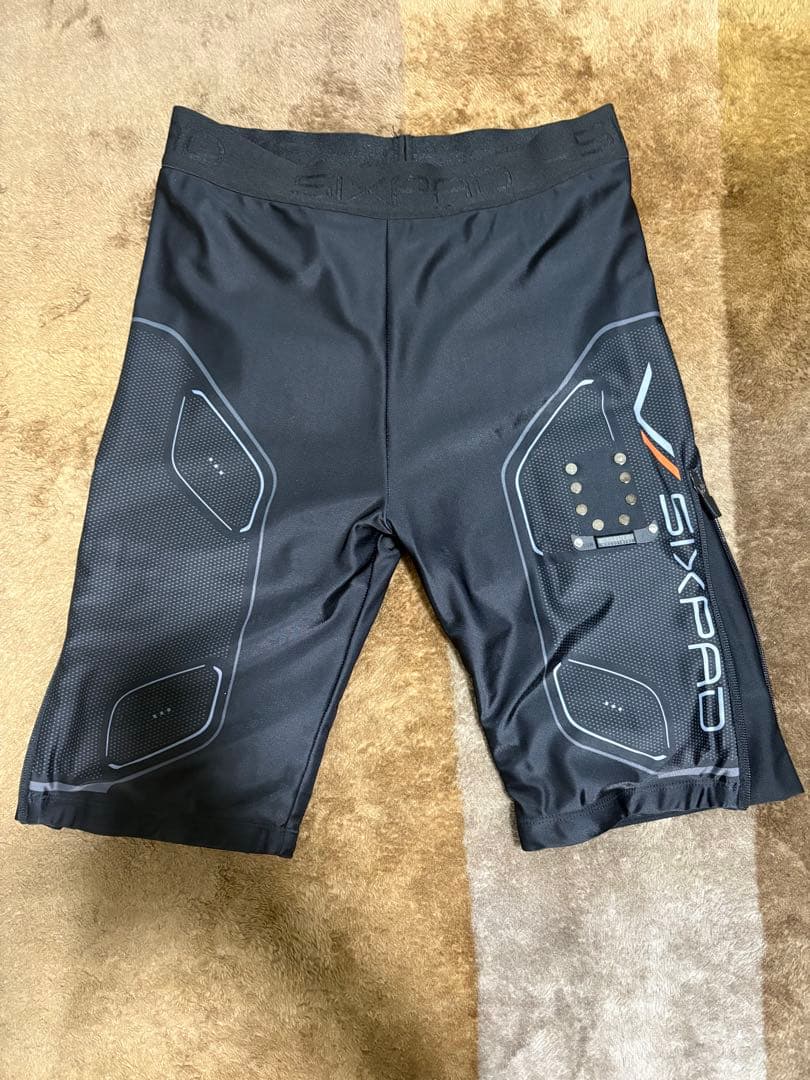 【送料無料】SIXPAD上下セット｜美品・動作良好・付属品一部不足