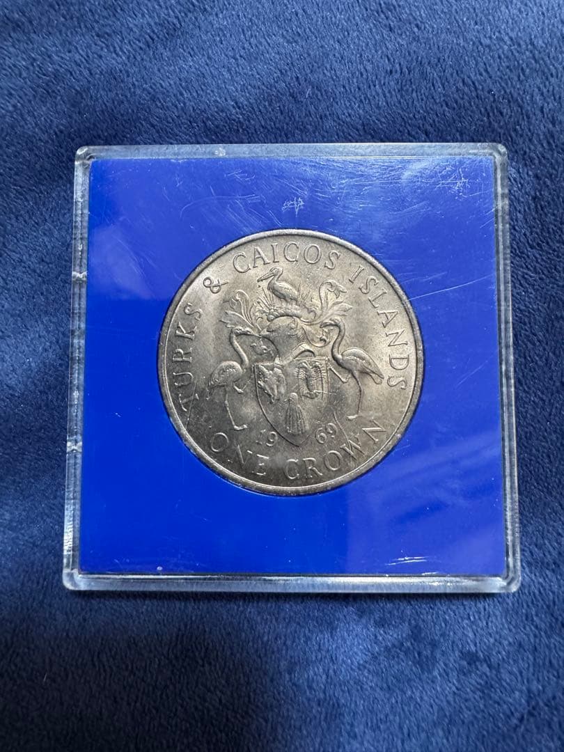 タークス・カイコス諸島 1クラウン 1969年 - メルカリ