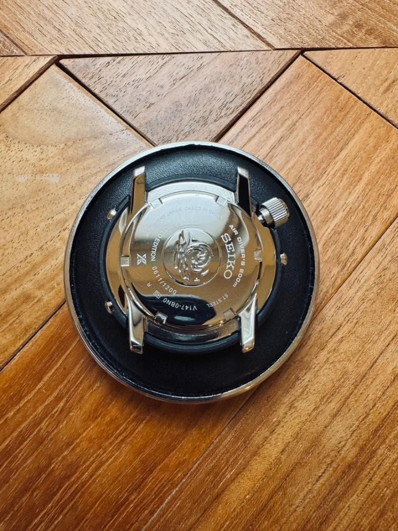 V147-0BN0 SEIKO セイコー プロスペック ダイバーズ 美品 ツナ缶