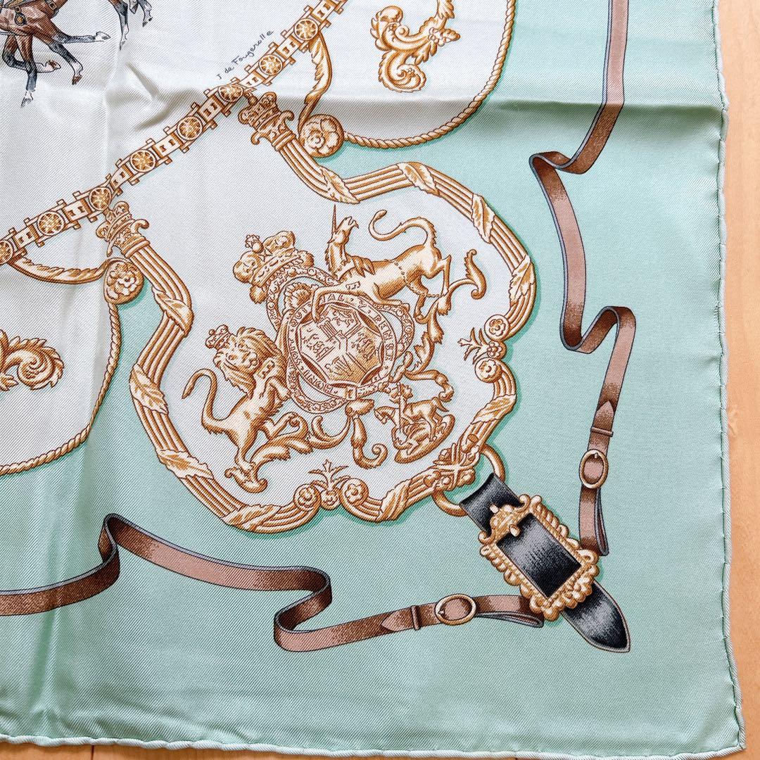 エルメス カレ90・THE ROYAL MEWS(王室の馬小屋)ライトグリーン - メルカリ