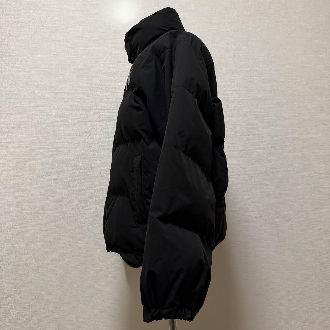 9090 ダウンジャケット ユニセックス ドローコード ブラック 短丈 刺繍