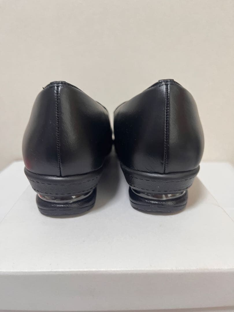 かずちゃん様【新品】エアクッションパンプス/ブラック/&LVレザー