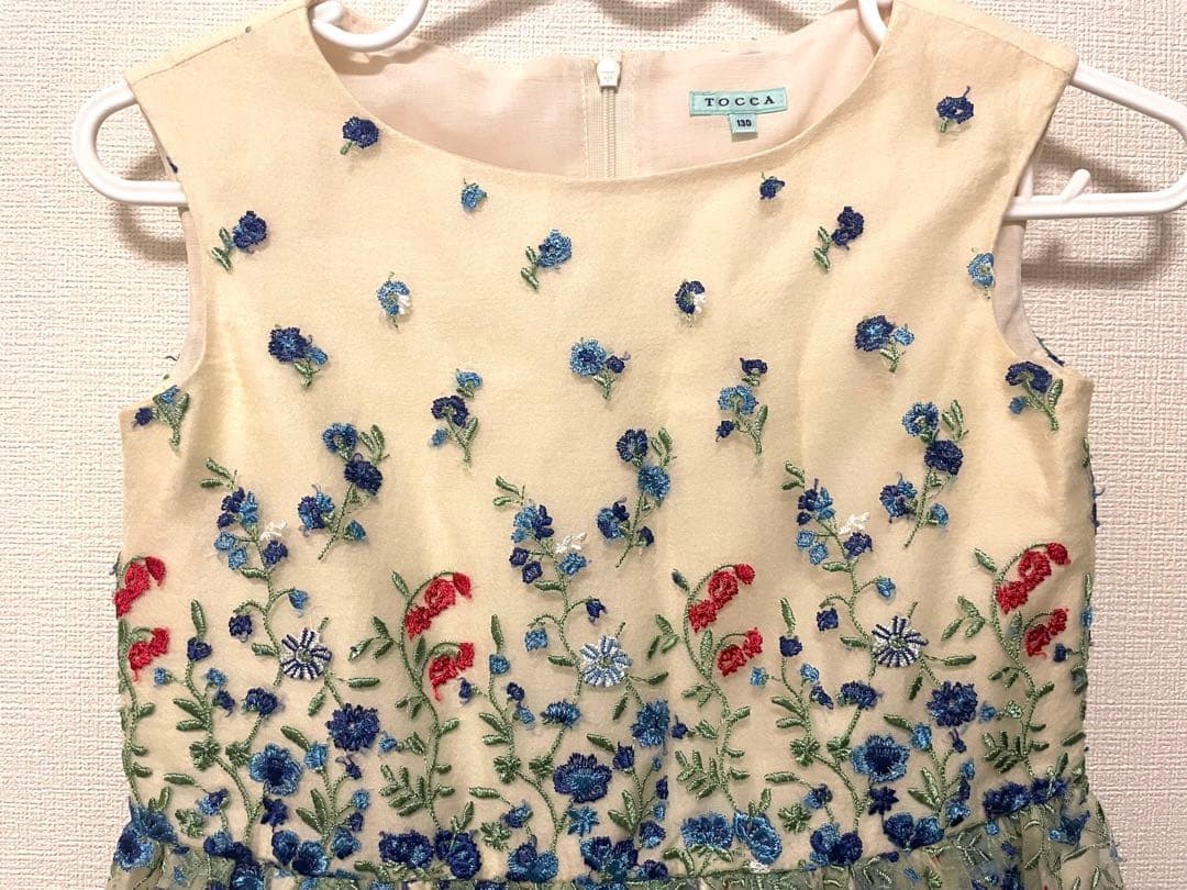 TOCCA BAMBINI ドレス ワンピース 130 花柄刺繍 - メルカリ