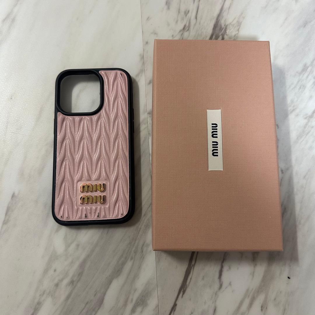 miumiu iPhoneケース 14 pro スマホケース ピンク - メルカリ