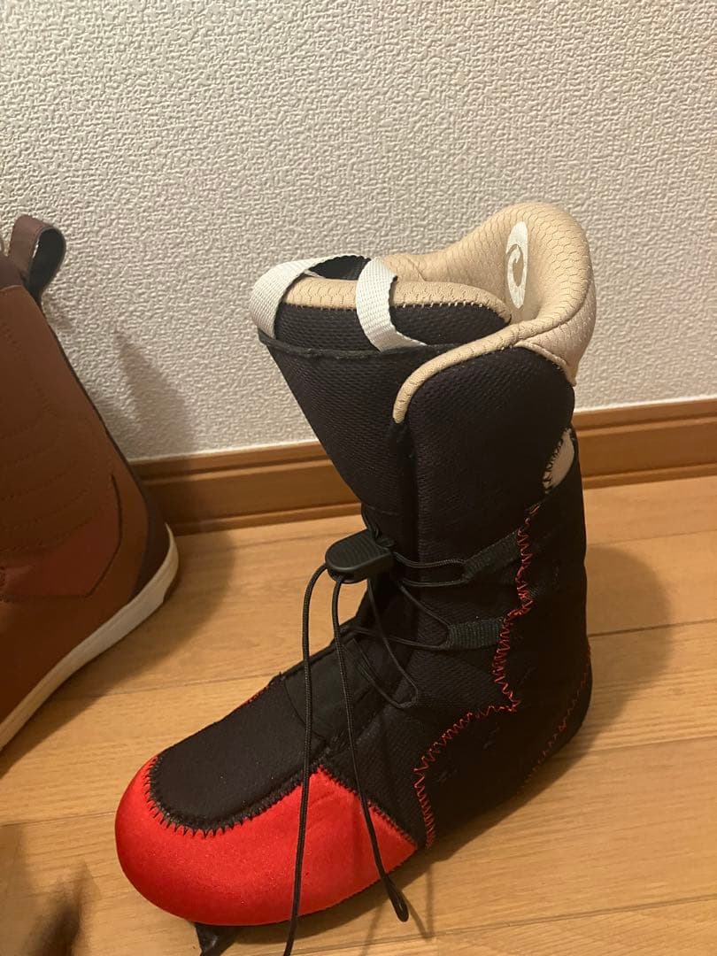 DEELUXE ＬＡＲＡ　美品　23.5cm 　熟成型 スノーボードブーツ