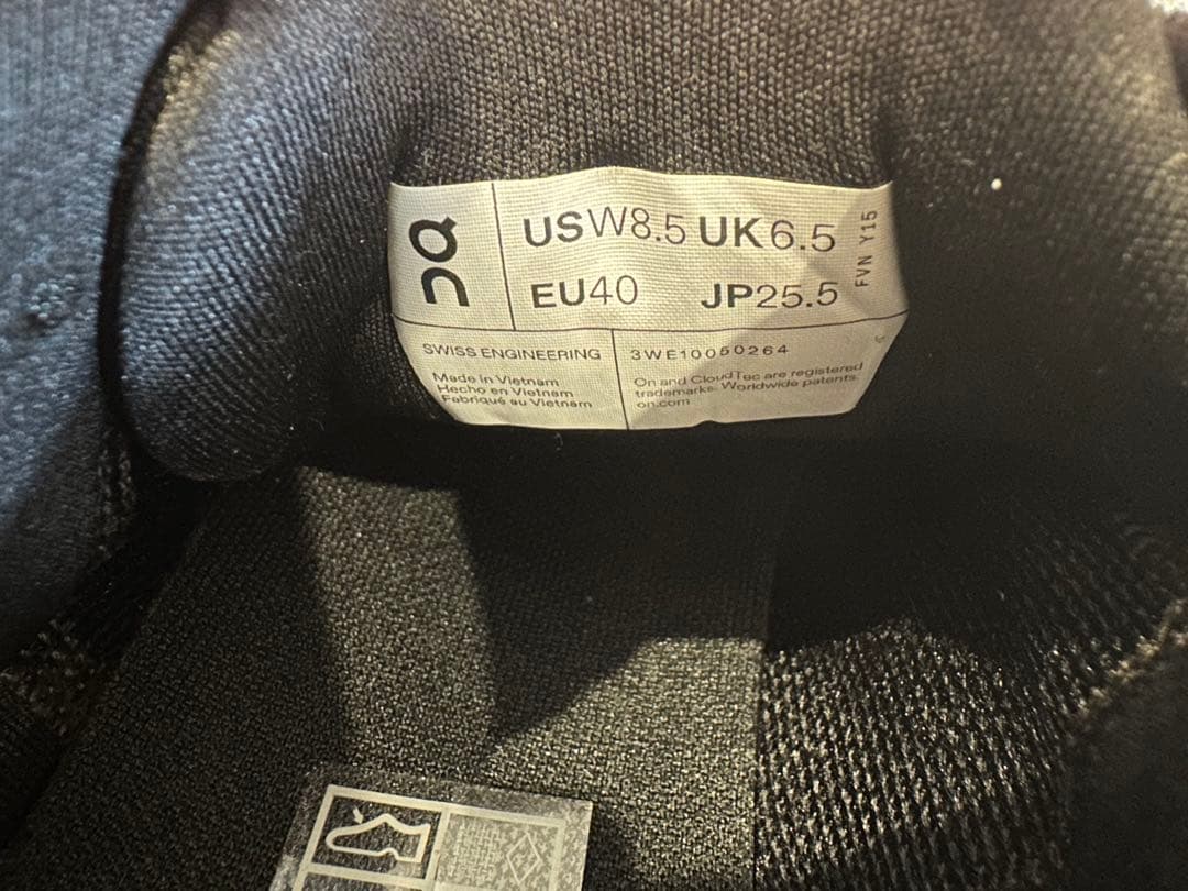 On オン Cloudtilt クラウドティルト 25.5cm ブラック