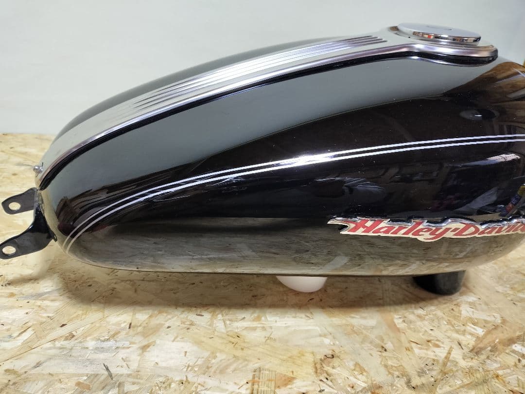 スポーツスター 純正タンク17L（4.5gal）XL883・1200共通 - メルカリ