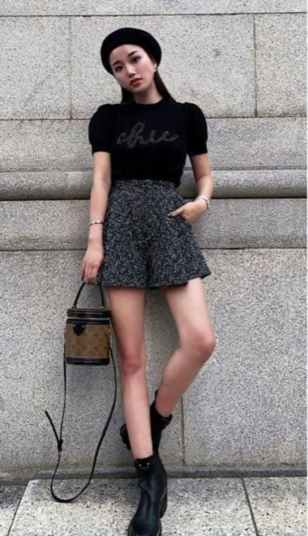 SHELLER シェリエ ツイードタックフレアショートパンツ - メルカリ