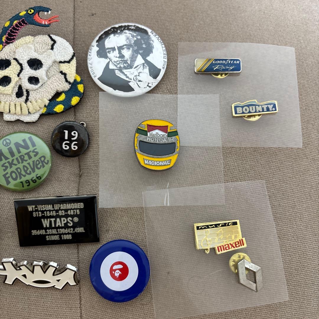 ピンズ、缶バッジまとめ売り - メルカリ