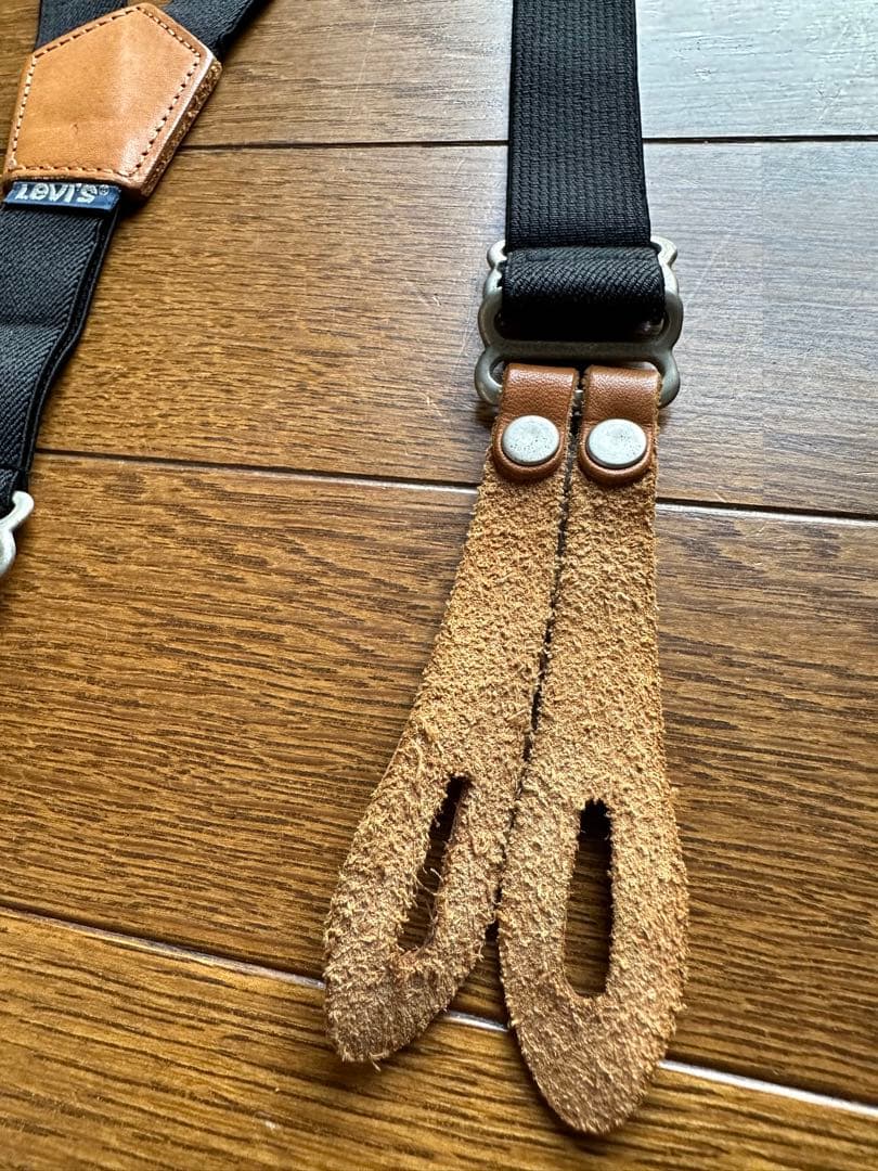 リーバイス サスペンダー ベルト レザー ボタン用 - メルカリ