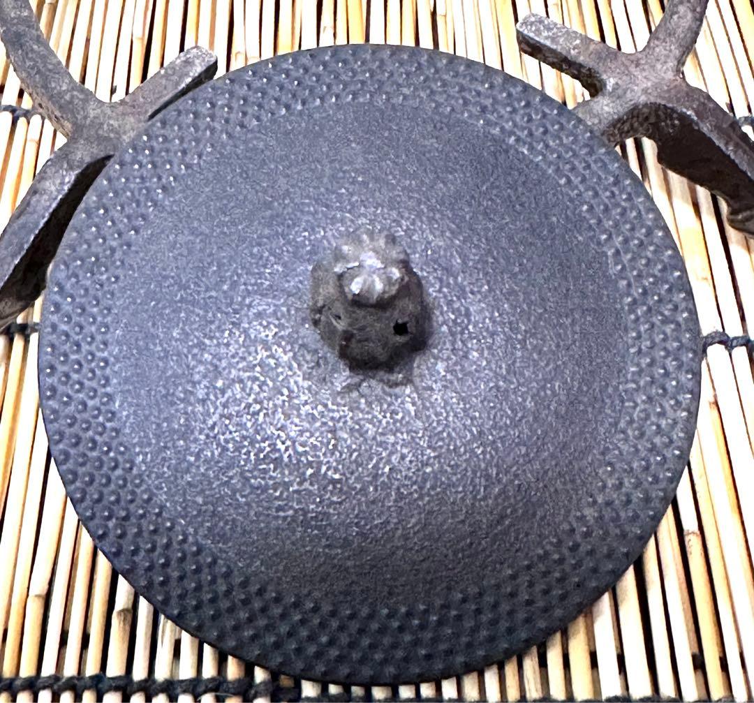 新品、未使用品、南部虎山工房前田知行造12型姥口アラレ 南部鉄瓶