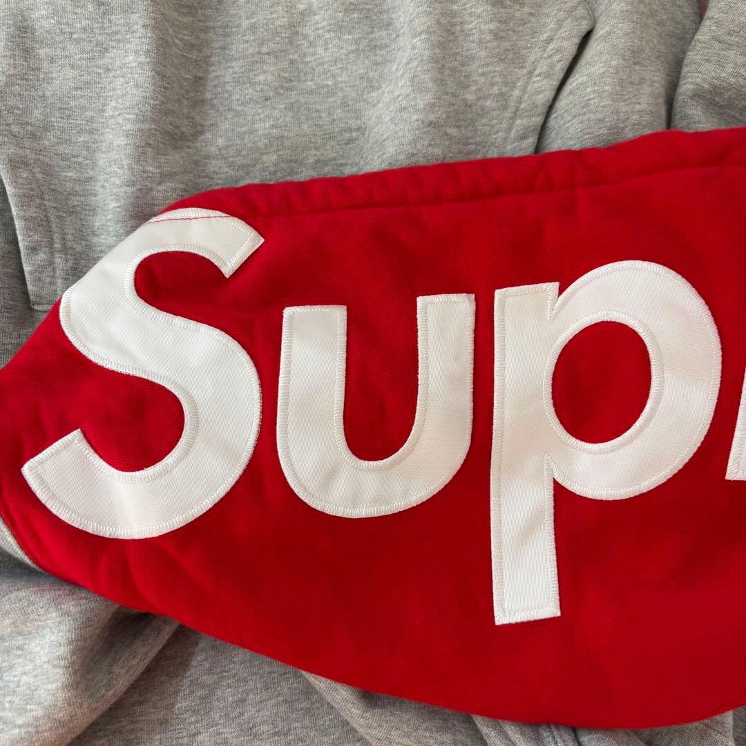 希少XLサイズ】シュプリーム☆フードロゴ グレー＆ レッド パーカー