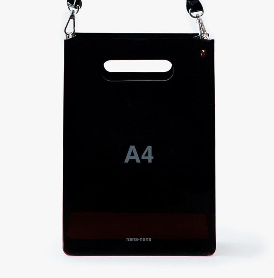 tuki. 武道館 nana-nanaコラボバッグ ランダムぬいぐるみチャーム付