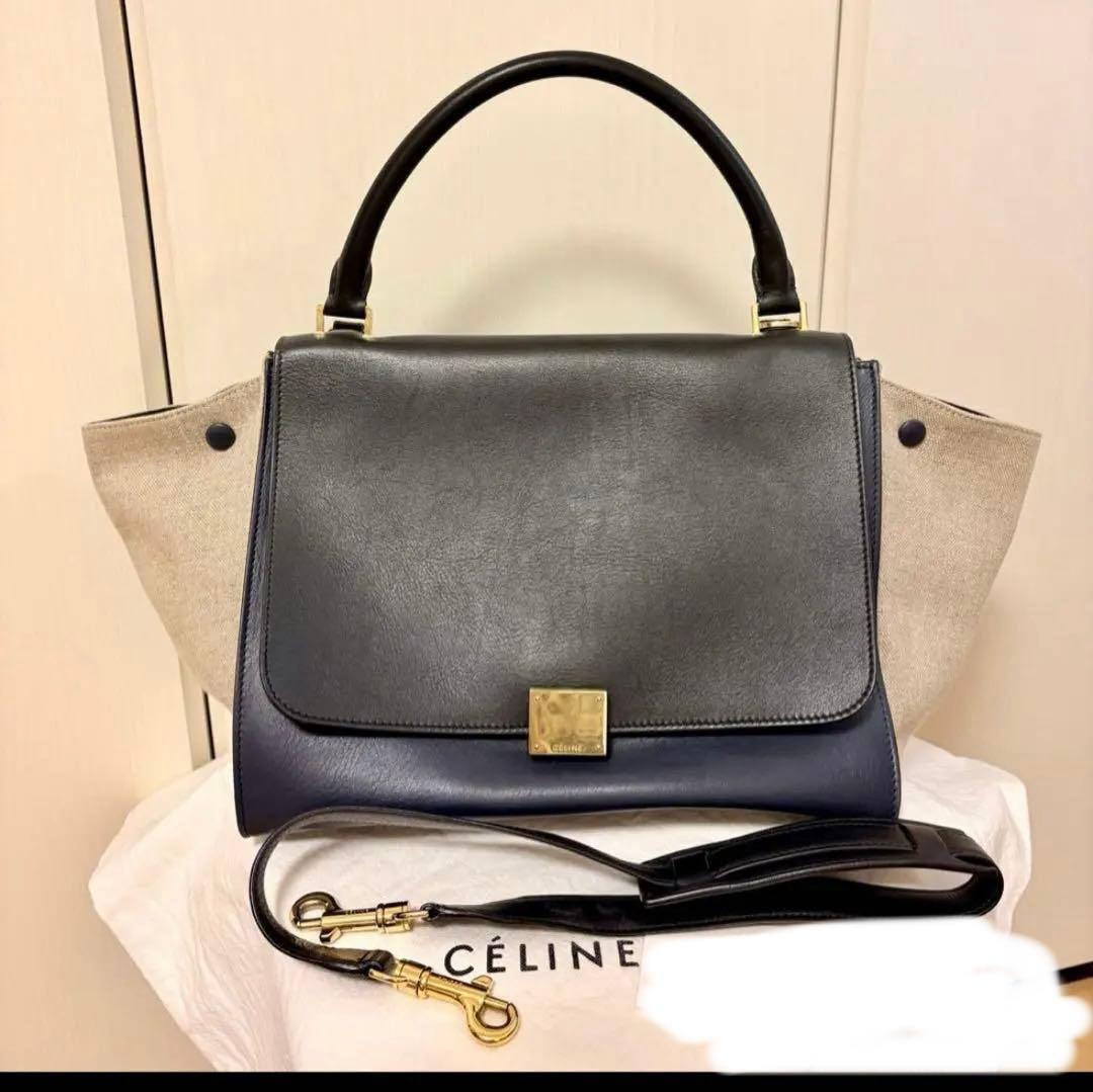 セリーヌ トラペーズ 2WAYショルダーバッグ紺×金金具 - メルカリ