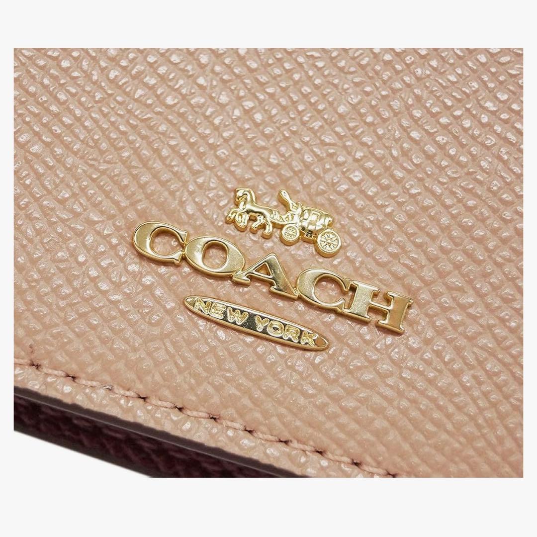 COACH ベージュ 二つ折り名刺入れ コーチ - メルカリ