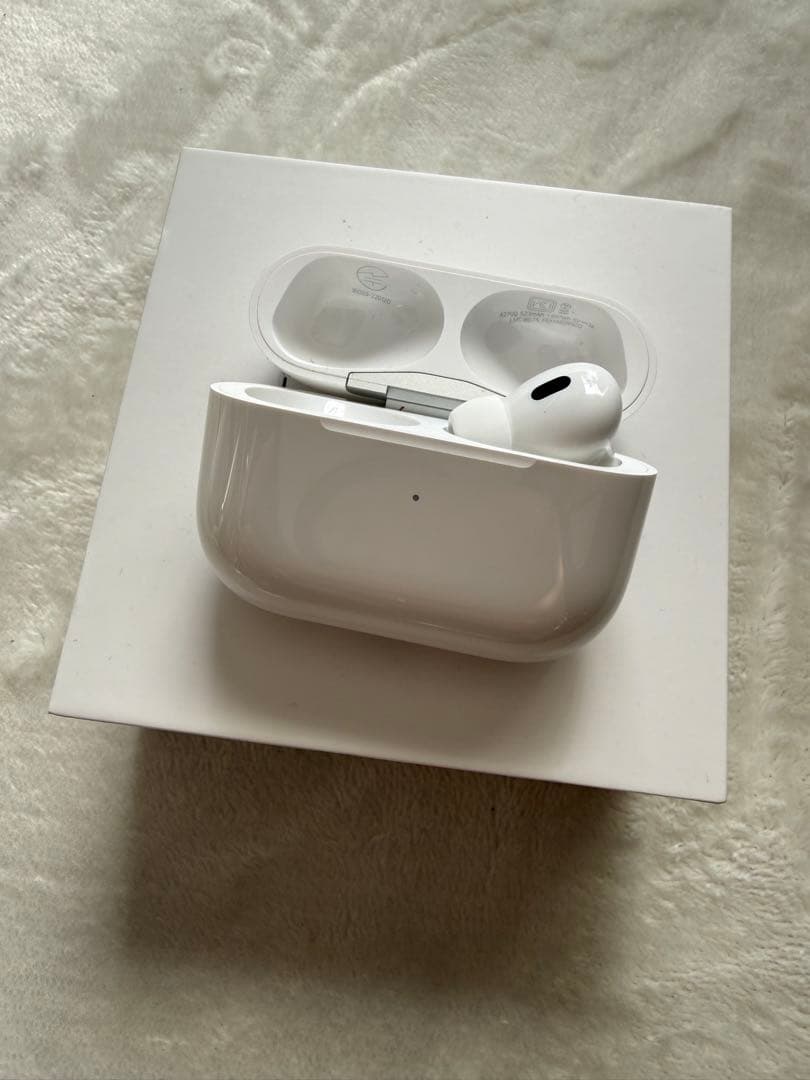 AirPods Pro2／lightning充電モデル／右耳のみ 楽天市場】右耳のみ Apple AirPods Pro 第2世代 国内正規品 片耳 純正