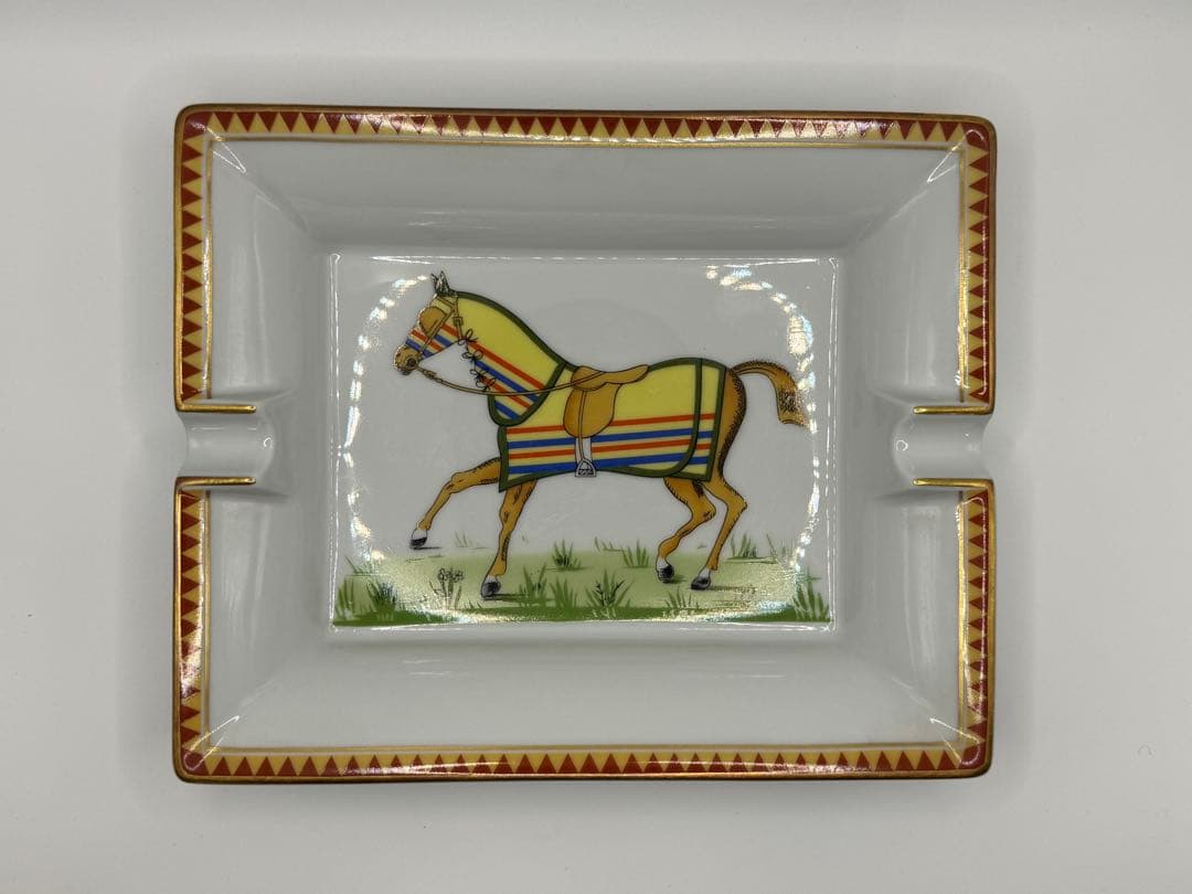 エルメス　HERMES　ビンテージ　灰皿　アッシュトレイ 楽天市場】【Aランク】 エルメス HERMES アッシュトレイ 灰皿 陶磁器