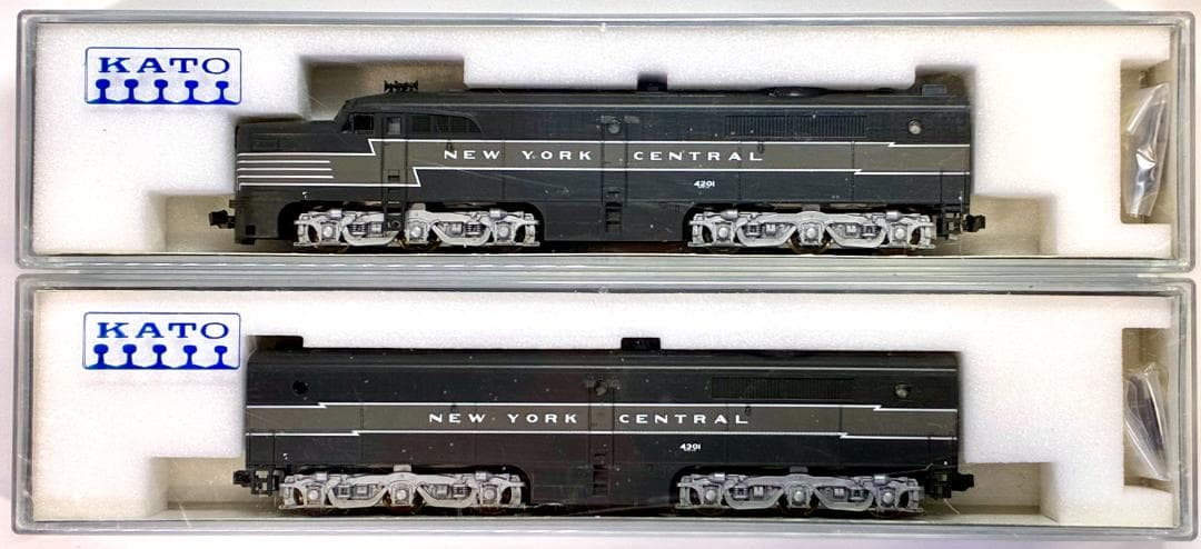 ALCO社 PA-1&PB-2 旅客用大型ディーゼル機関車 2両セット