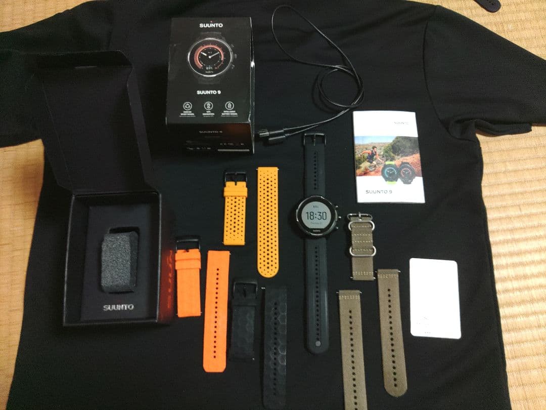 (美品)　SUUNTO　9　 baro　チタニウム Suunto 9 Baro Charcoal Black Titanium - ultra-endurance GPS watch