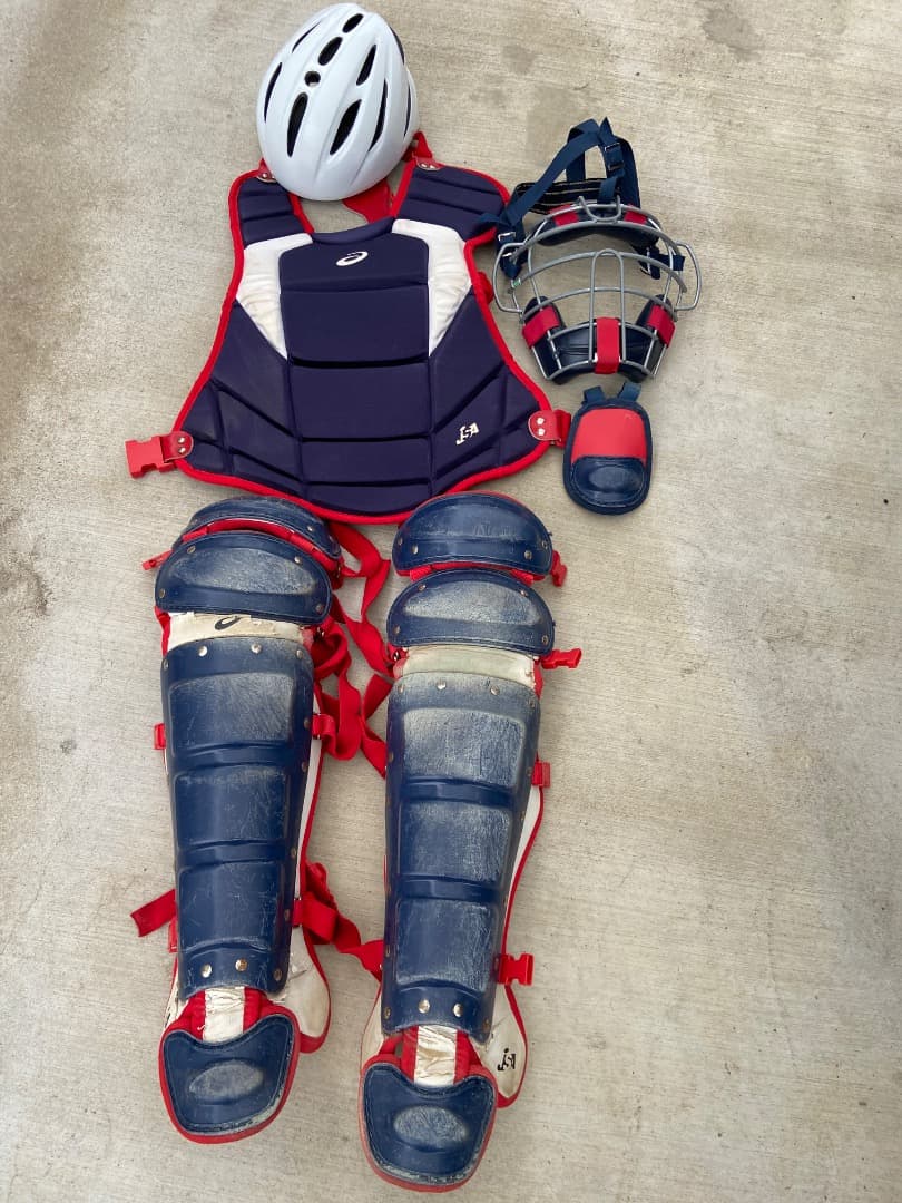 アシックス　ソフト用キャッチー防具一式 ASICS（アシックス） 野球 キャッチャープロテクター 軟式 少年