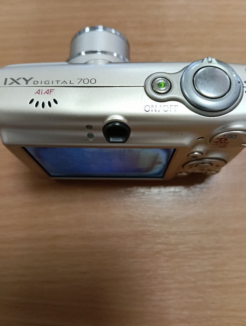 Canon IXY DIGITAL 7.1MP 本体と充電器　PC1169