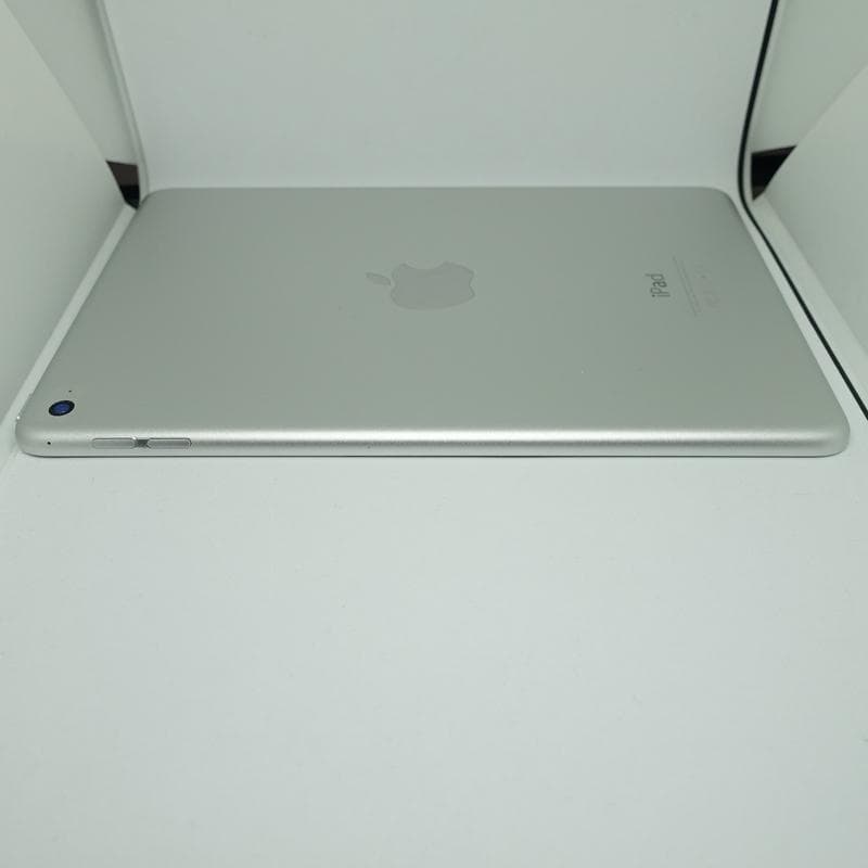 iPad mini 4 128GB Wi-Fi シルバー - メルカリ