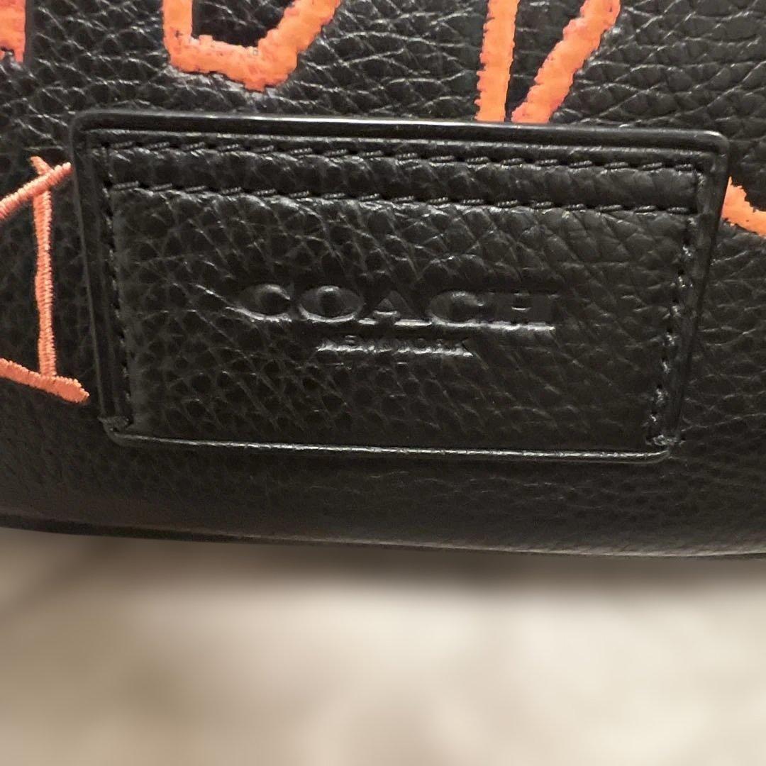 コーチ バスキア ボディバッグ ウエストポーチ レザー 黒 コラボ