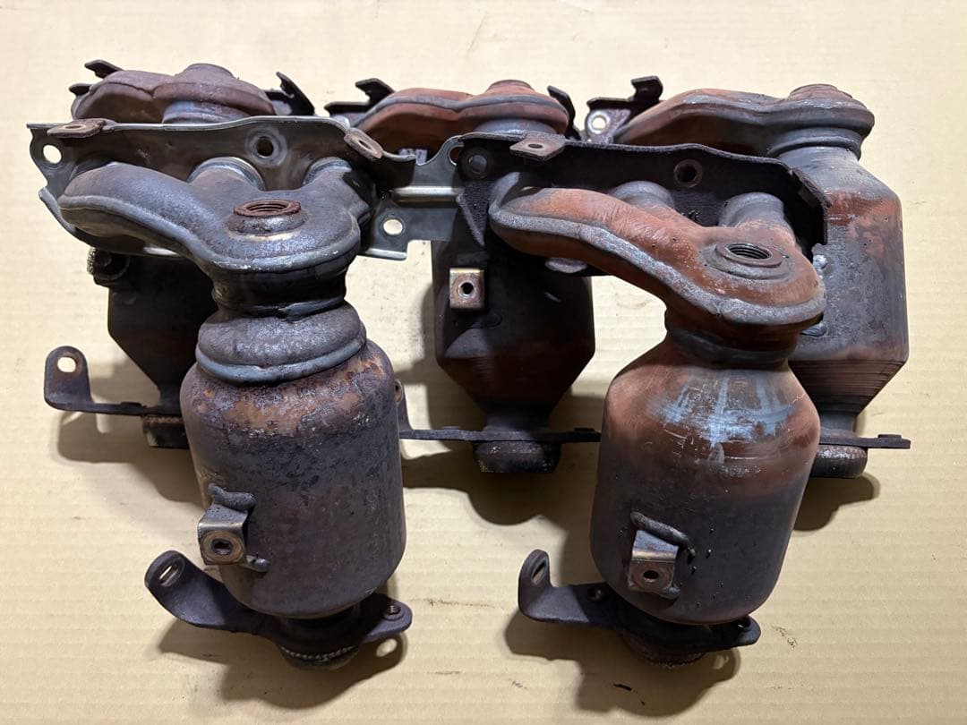 ダイハツ純正 エキマニ5個セット 触媒 キャタライザー 素材として Yahoo!オークション - 「触媒 セット」(マフラー)(ダイハツ用)の落札