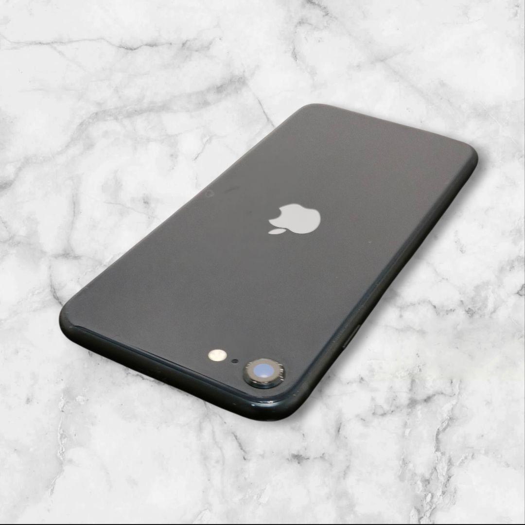 バッテリー100% iPhone SE 第3世代 64GB 092 - メルカリ