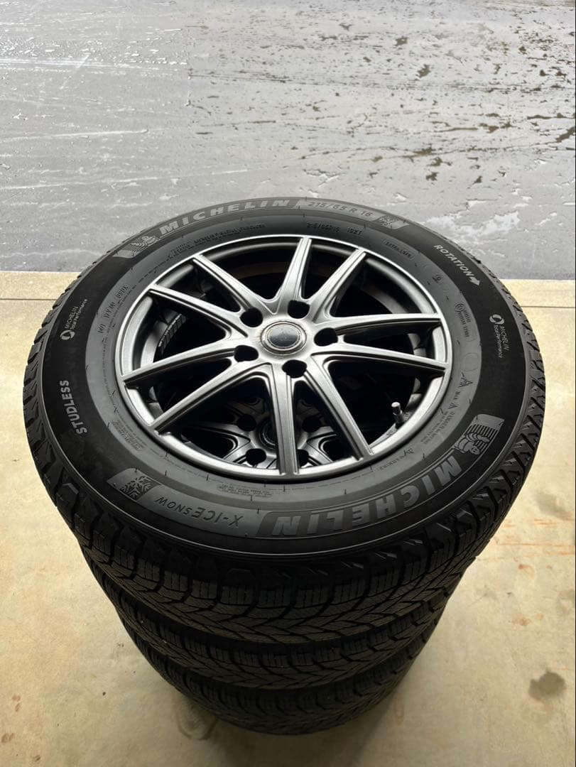 アルファード30系 スタッドレスタイヤ 16インチ ホイール付き 2024年