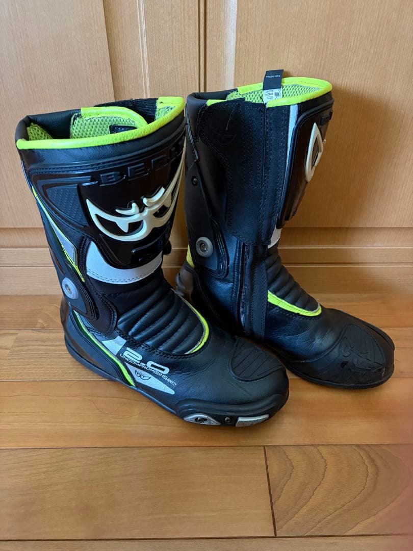 BERIK（ベリック）レーシングブーツ EUR43 - メルカリ