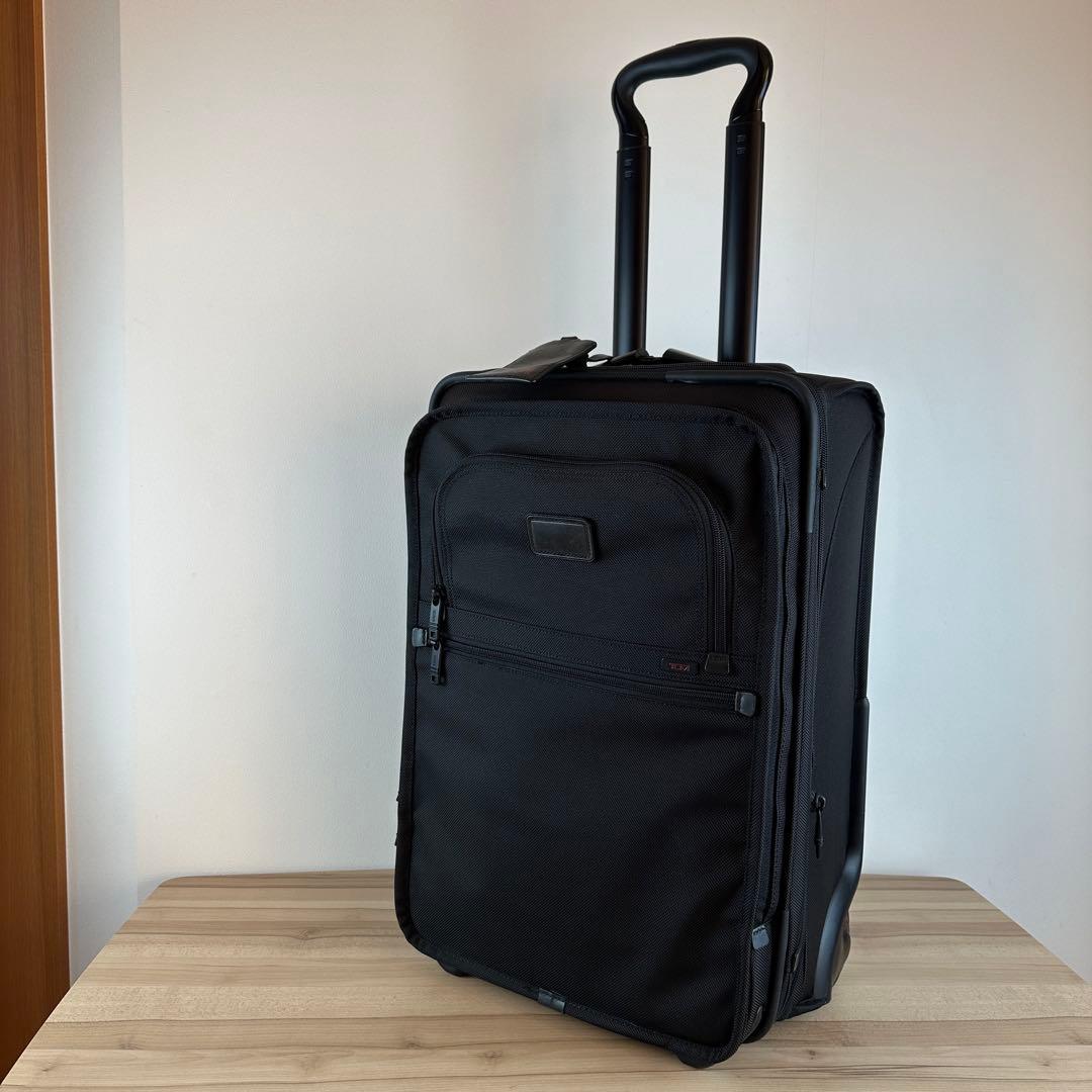 初売トゥミ TUMI 22016DH キャリー ケース 大容量 希少 拡張 美品 楽天市場】トゥミ キャリーケース TUMI 19ディグリー アルミニウム