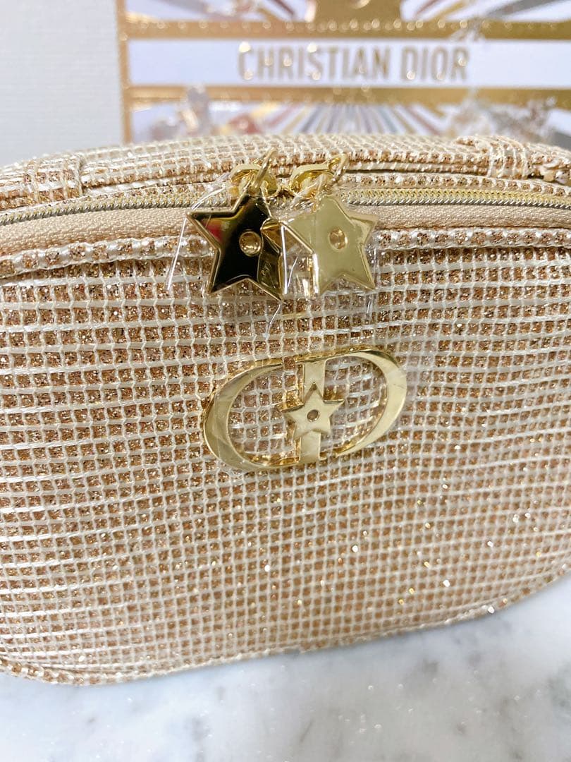 新品】ディオール dior 2025ホリデーオファーリップ ポーチ クリーム