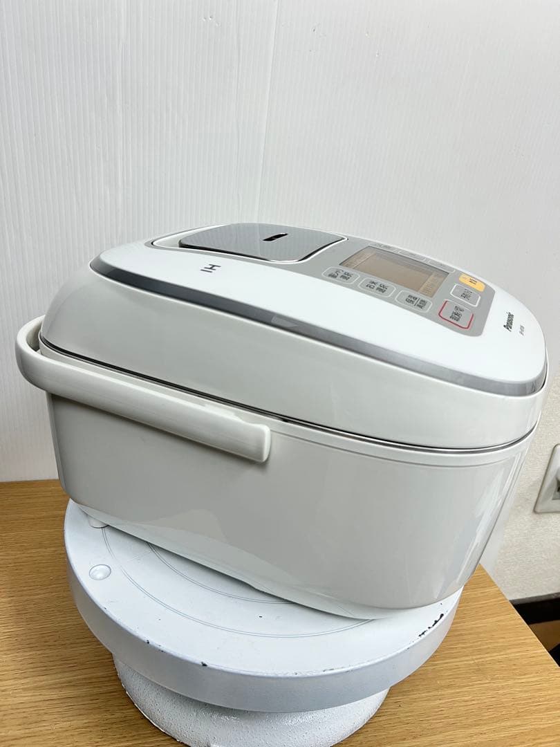 Panasonic IHジャー炊飯器 SR-HB106 1.0L 2017年製