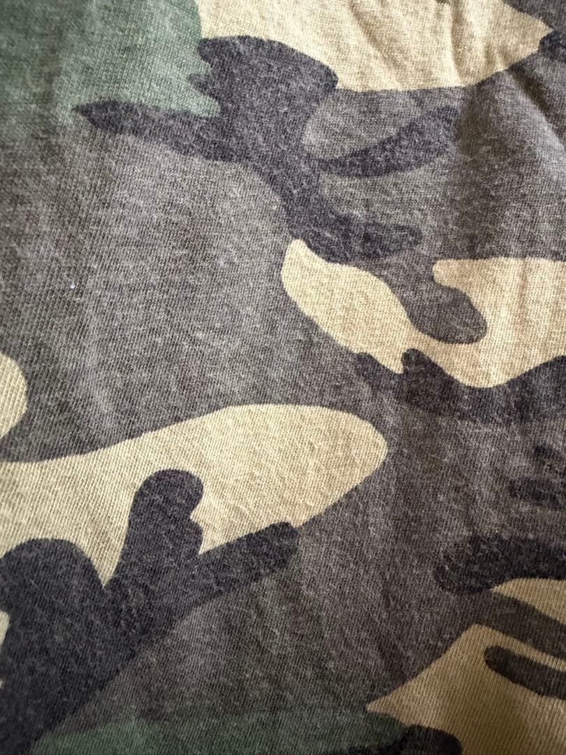 クロムハーツ カモフラTシャツ S - メルカリ