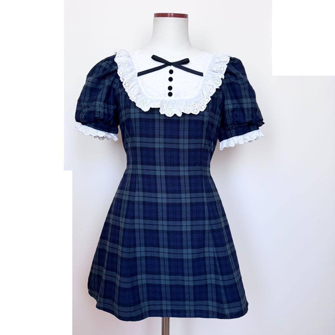 pium コットンレースドーリーカフェワンピ グリーンチェック - メルカリ
