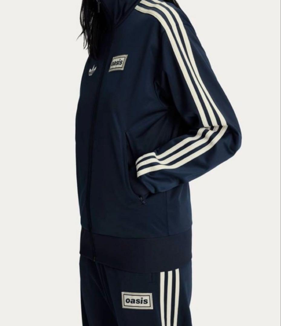 oasis adidas ネイビー Sサイズ オアシス アディダス ロゴなし